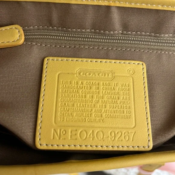 Vintage Coach Yellow Hamptons Bag ππ§ - Picture 11 of 17